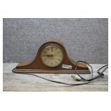 Vintage General Electric Model 3H06 Mantel Clock