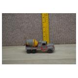 Tootsietoy Cement Mixer Truck w/ Yellow Drum