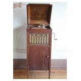 Antique Brunswick Phonograph-Quarter-Sawn Oak Case