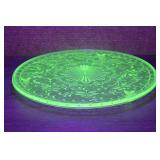Vtg Uranium Glass Florentine Poppy Cake Plate