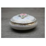 Vtg Porcelain Rose Molded Lid Trinket Box