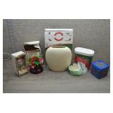 Vtg Mixed Christmas Decor & Planter Lot