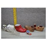 Lot of Vtg Miniature Shoes & Boots-Souvenir Items
