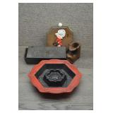 Vtg Mixed Collectibles Plaques Box Ashtrays Lot
