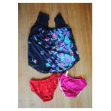 VTG Nightgown Top & 2 Pairs New Old Stock Panties