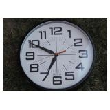 Vintage Spartus Wall Clock