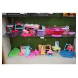 Lot of Plastic Dollhouse Furniture & Accessories