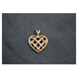 12K Gold Heart Pendant w/9 Small Diamonds