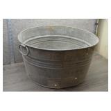Vtg Round Galvanized Wash Tub w/Handles