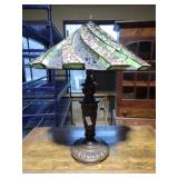 TIFFANY STYLE LAMP W/ GLASS SHADE 29x23