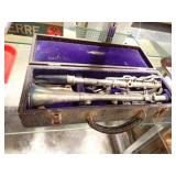 CONN CLARINET W/ CASE
