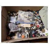 FLAT OF ASSTD BUTTONS