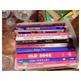 ANTIQUES & COLLECTIBLES BOOKS