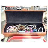 JEWELRY BOX W/ CONTENTS