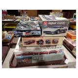 6 AUTOMOBILE MODEL KITS