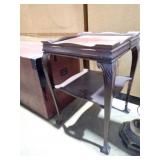 CLAW FOOT STAND W/ LOWER SHELF 27'