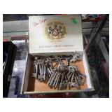 VINTAGE KEYS & CLOCK KEYS