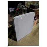 6' FOLDING TABLE