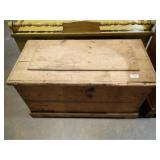 EARLY WOODEN TOOLBOX 38x21