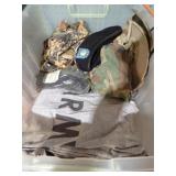ART, MILITARY CLOTHING & HATS