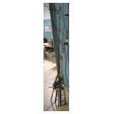 5 FISHING RODS W/ REELS