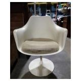 MCM TULIP CHAIR