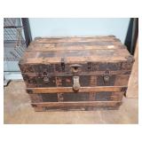 STEAMER TRUNK 32x24