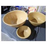 3 BATTER BOWLS W/ MEDALTA, PACIFIC