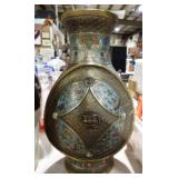 BRASS ORIENTAL VASE 18'