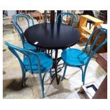 ICE CREAM TABLE & 4 CHAIRS