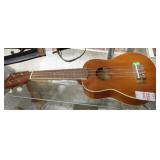 MITCHELL UKELELE
