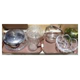 2 TRAYS GLASS BOWLS & CAKE DISH