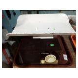 VINTAGE SCALE + SILVERTONE RADIO