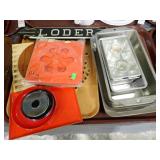 BAKING DISHES, TRAYS, KITCHENWARE
