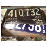 3 VINTAGE MASSACHUSETTS LICENSE PLATES