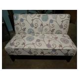 FLORAL UPHOLSTERED BENCH SEAT 50'