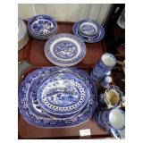 2 TRAYS BLUE WILLOW CHINA