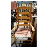 WOVEN SEAT LADDER BACK CHAIR