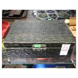 ALLIGATOR SKIN BOX W/ MAH JONG PCS