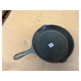 Vintage 10 1/2 Cast Iron Skillet  #8