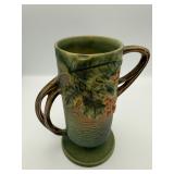 Roseville Bushberry Green Tyg Vase