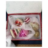 WWII Unsilvered Shiny Brite Mica Ornament Box