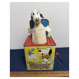 Mattel Peanuts Snoopy In The Music Box Toy