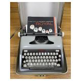 Vintage 1959 Royal Futura 800 Portable Typewriter