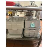 Plastic Bus Tubs w/ Lids - Commercial Lot