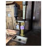 Dual Beer Tap Tower With Handles - Mountain Jack's