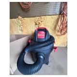Shop-Vac 4-Gal 5.5 HP Wet/Dry Vacuum w/ Attachment