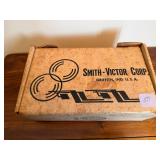 Smith-Victor Model L20 Movie Light Bar In Box