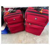 London Fog LT Red Rolling Softside Suitcase Set