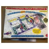 Elenco Snap Circuits SC-300 Electronics Kit